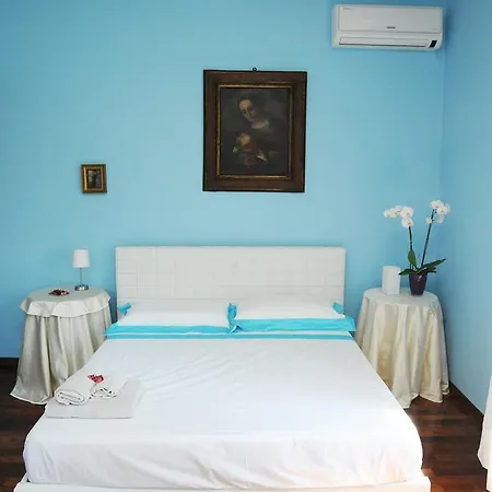 La Maison Du Charme Bed & Breakfast